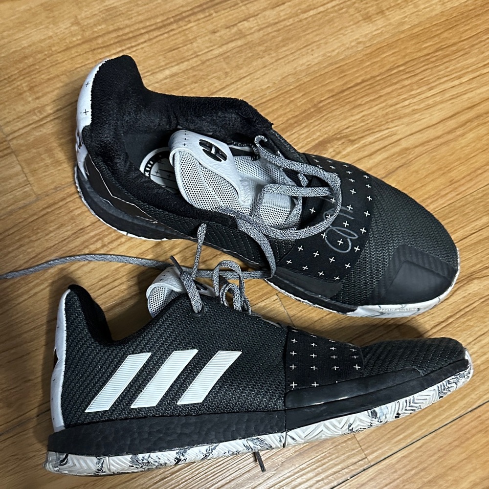 Adidas Men's Black and Gray Sneakers